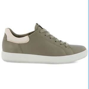 Ecco Women’s Sneaker